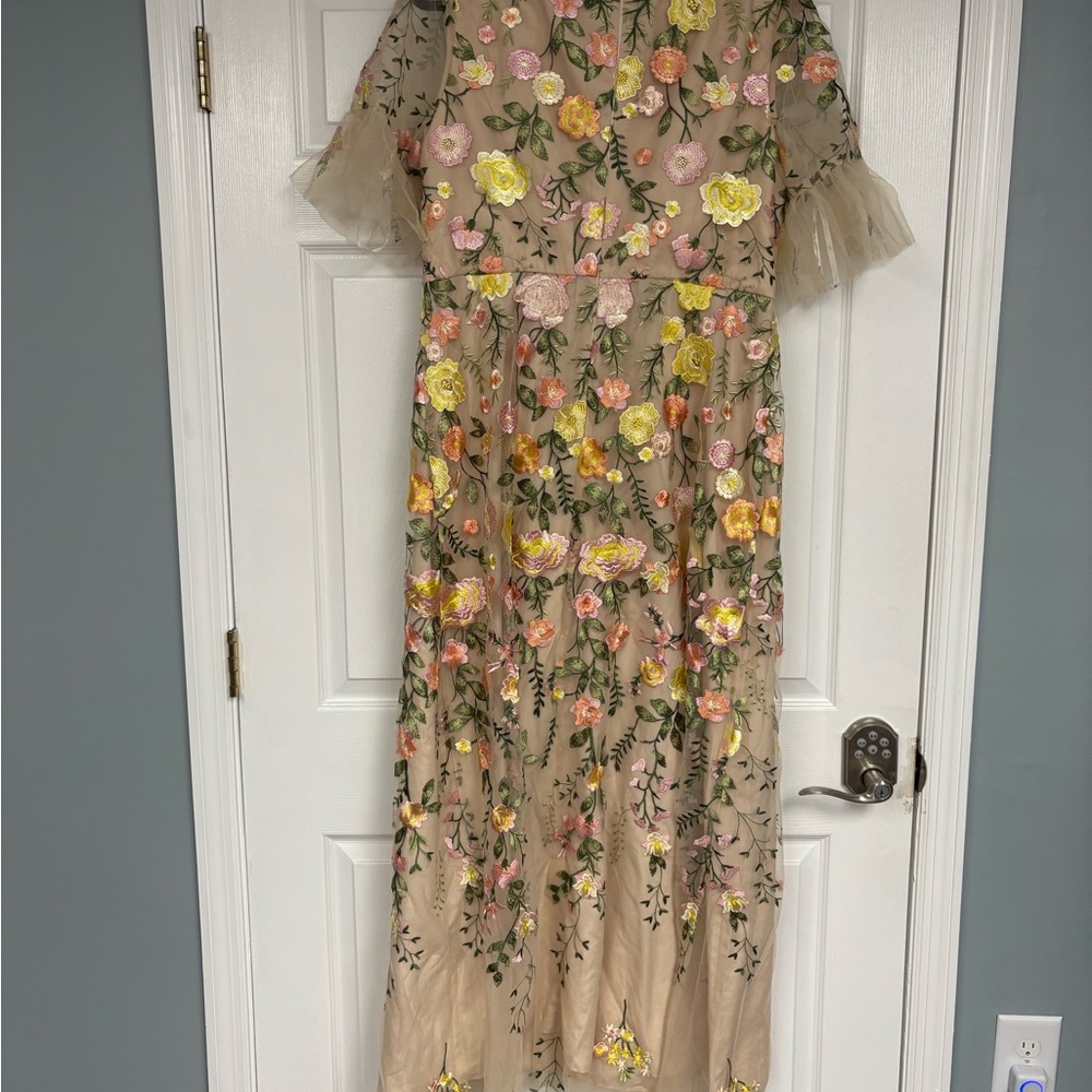 Chic Floral Embroidered Maxi Dress - Beige and Yellow